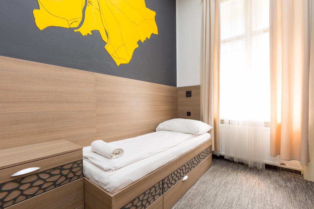E14 Design Hostel Budapest Ngoại thất bức ảnh